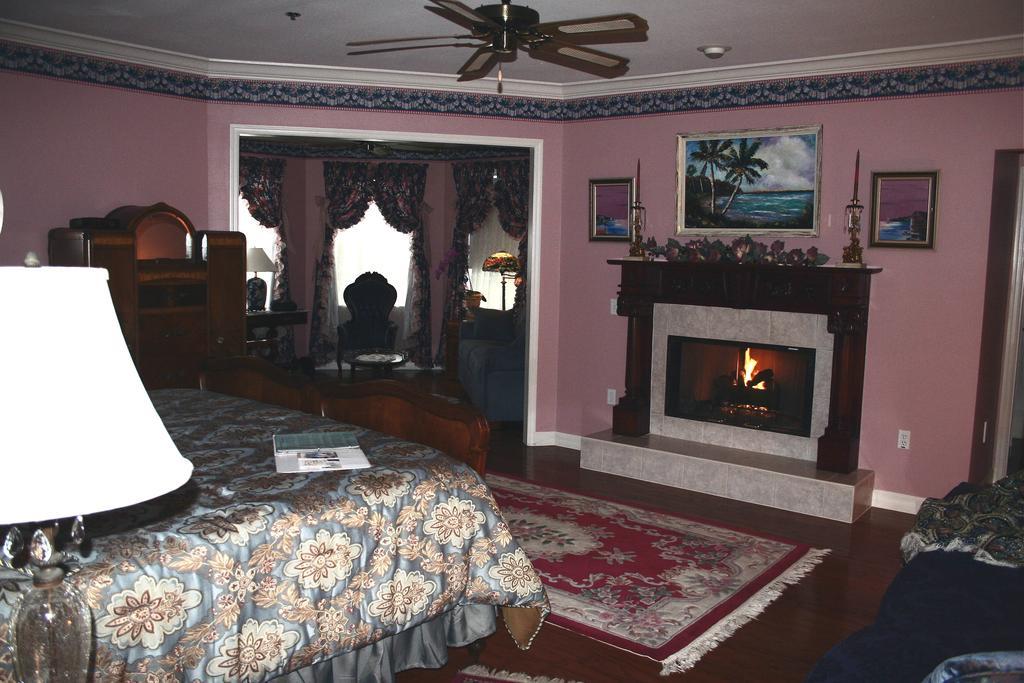 Heron Cay Lakeview Bed & Breakfast Маунт-Дора Экстерьер фото