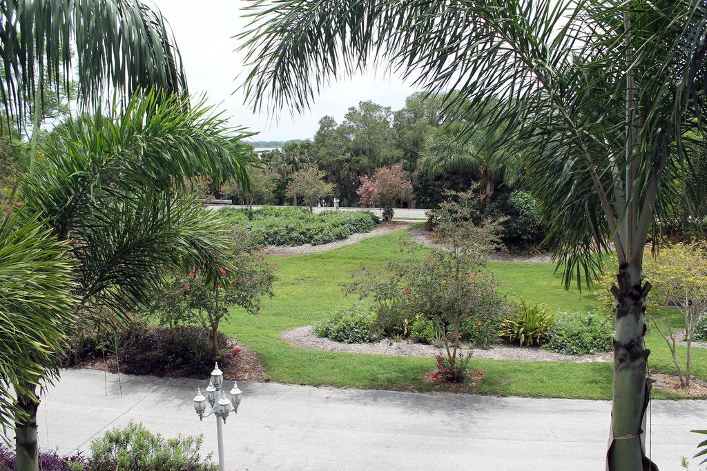 Heron Cay Lakeview Bed & Breakfast Маунт-Дора Экстерьер фото